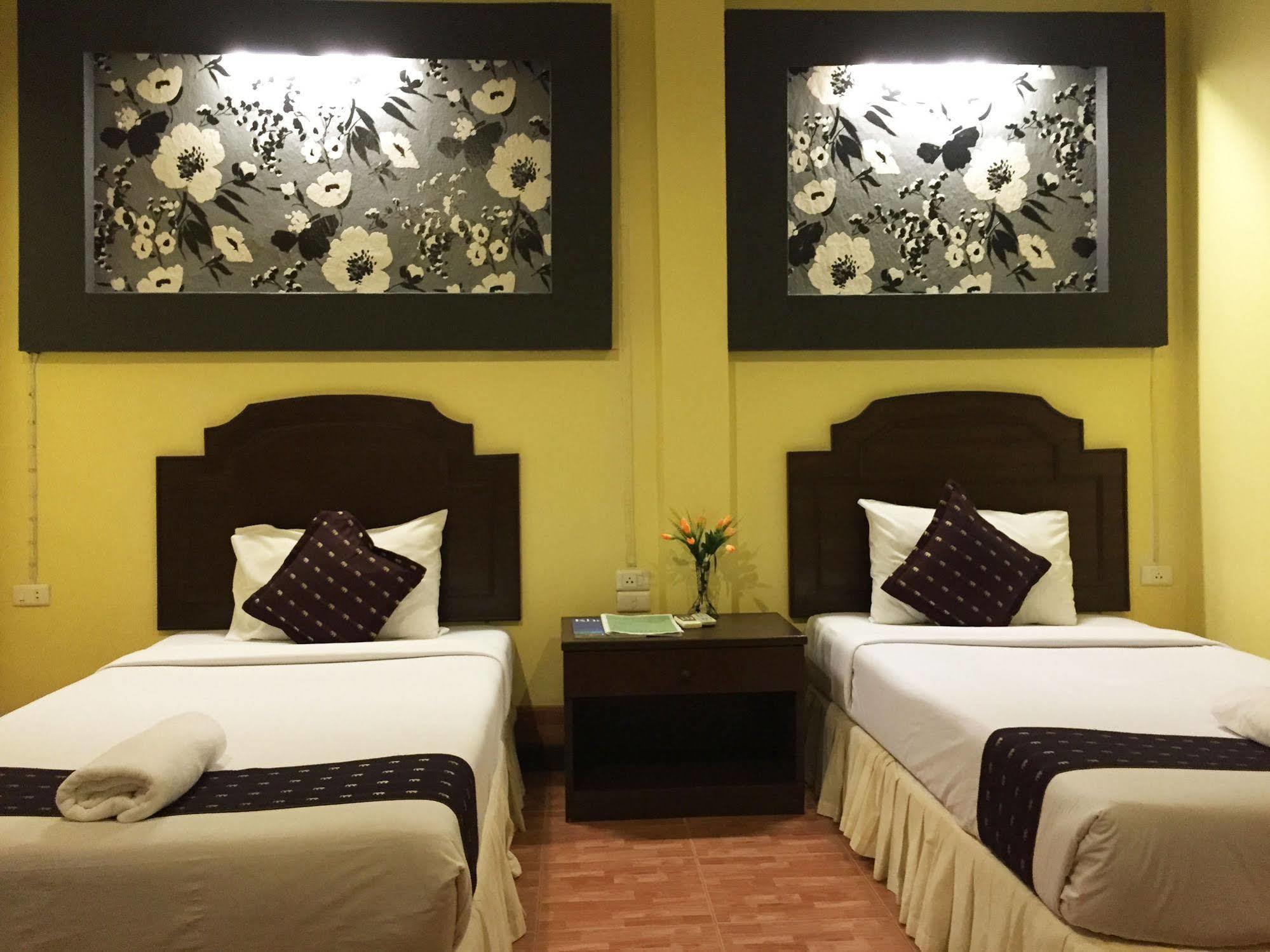 Khaolak Grand City Khao Lak Exterior photo