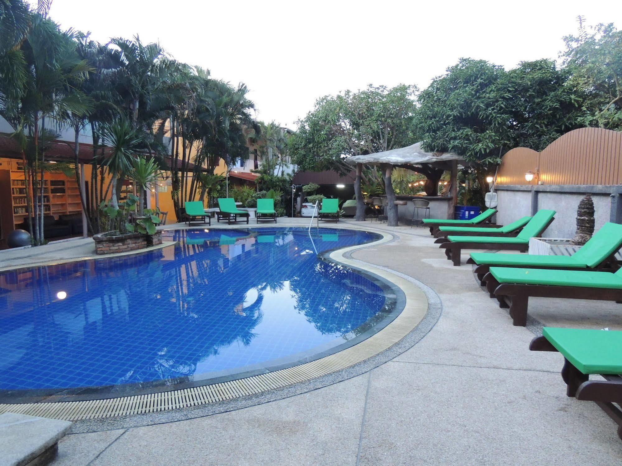 Khaolak Grand City Khao Lak Exterior photo